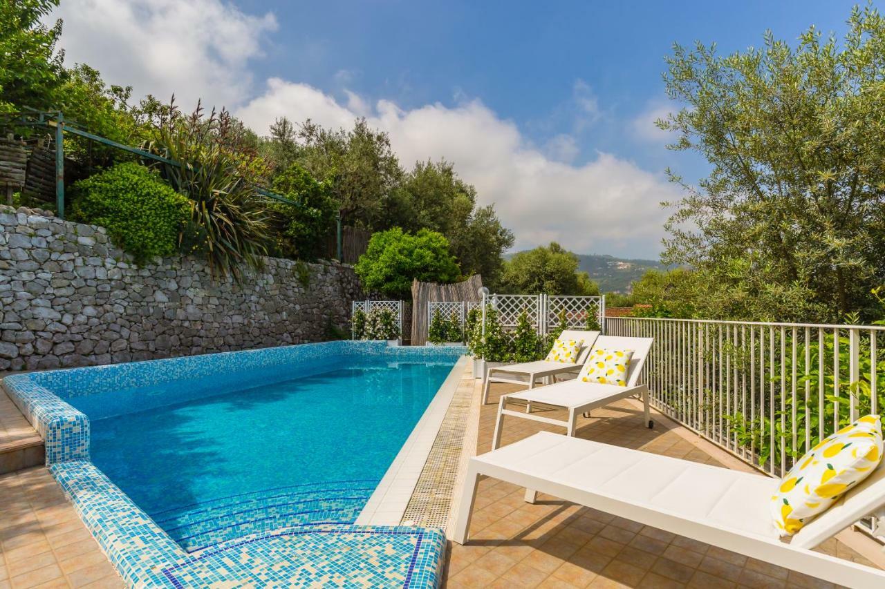 Villa Sorrento Flats Exteriör bild
