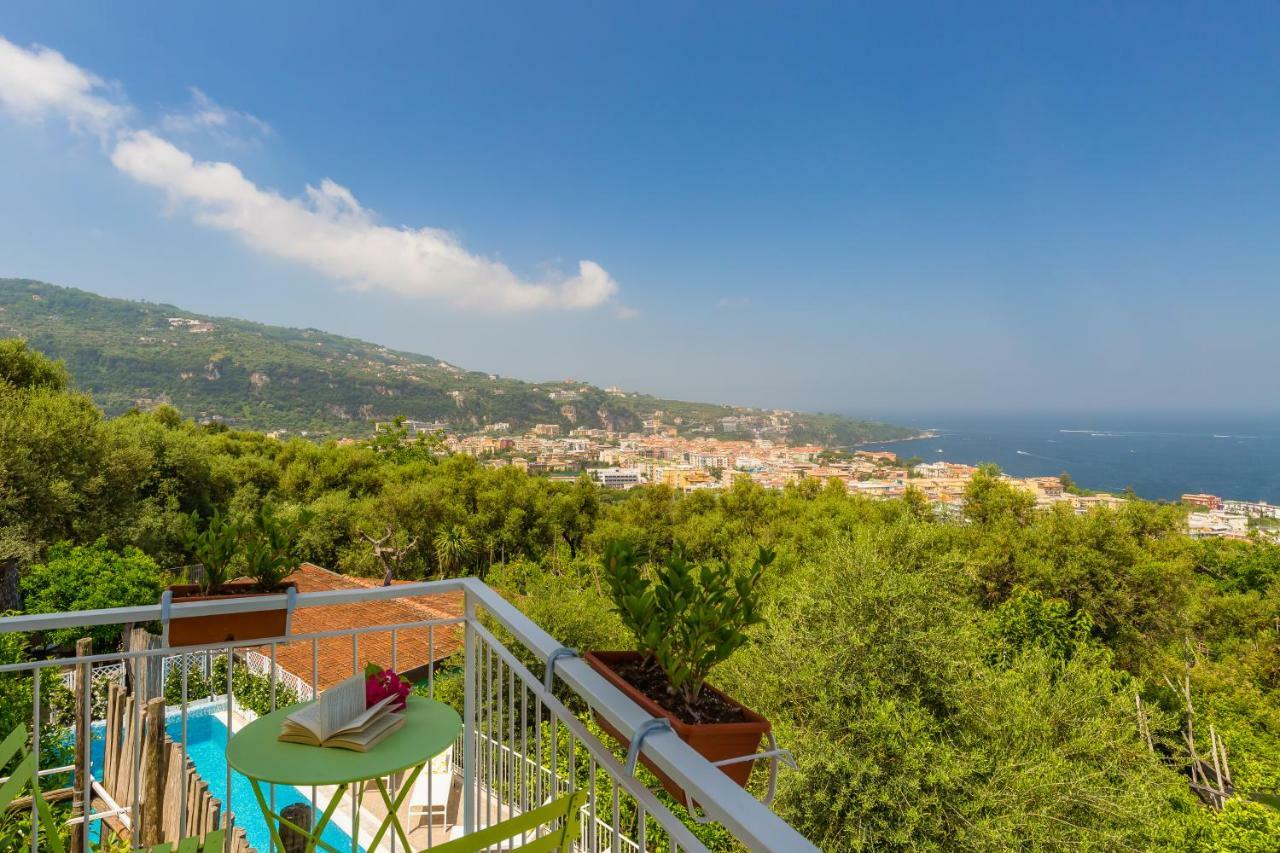 Villa Sorrento Flats Exteriör bild